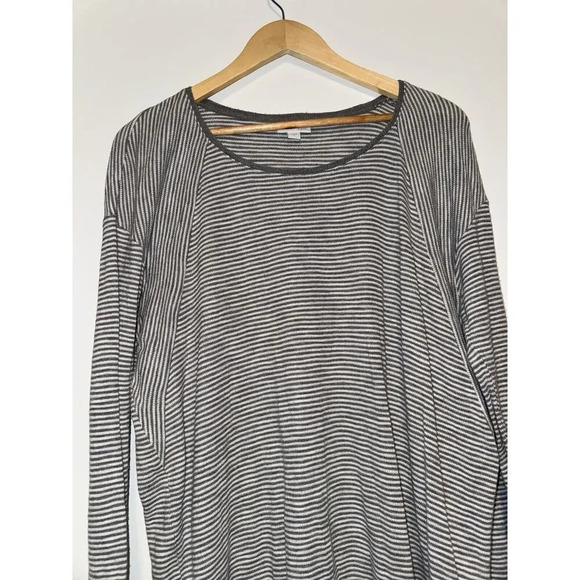 J Jill Textured Knit Tunic Gray Stripe Long Sleeve Sweater Top Hi Low Hem LARGE - Picture 2 of 7